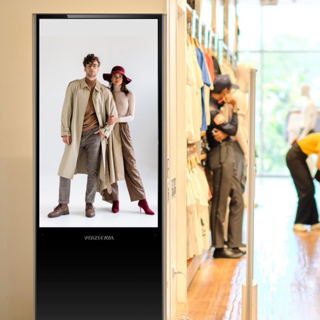 [DS-D6055UL-B/S] Hikvision - Pantalla de 55" 4K para Publicidad Digital Base para Piso (Totem) Puertos USB Entrada de Video HDMI y VGA WiFi Altavoz Integrada