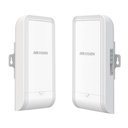 [DS-3WF3000-EI-5AC/P(O-STD)] Hikvision - Kit Punto de Acceso (AC) PTP y PTMP en 5 GHz PoE Hasta 867 Mbps Salida PoE (Alimenta una Cámara) Antena Sectorial de H: 50 MIMO 2X2 8 dBi de Ganancia Uso en Exterior